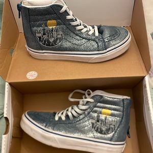 New Vans x Harry Potter Sk8 Hi Zip Hogwarts Metallic Blue Sneakers Kids